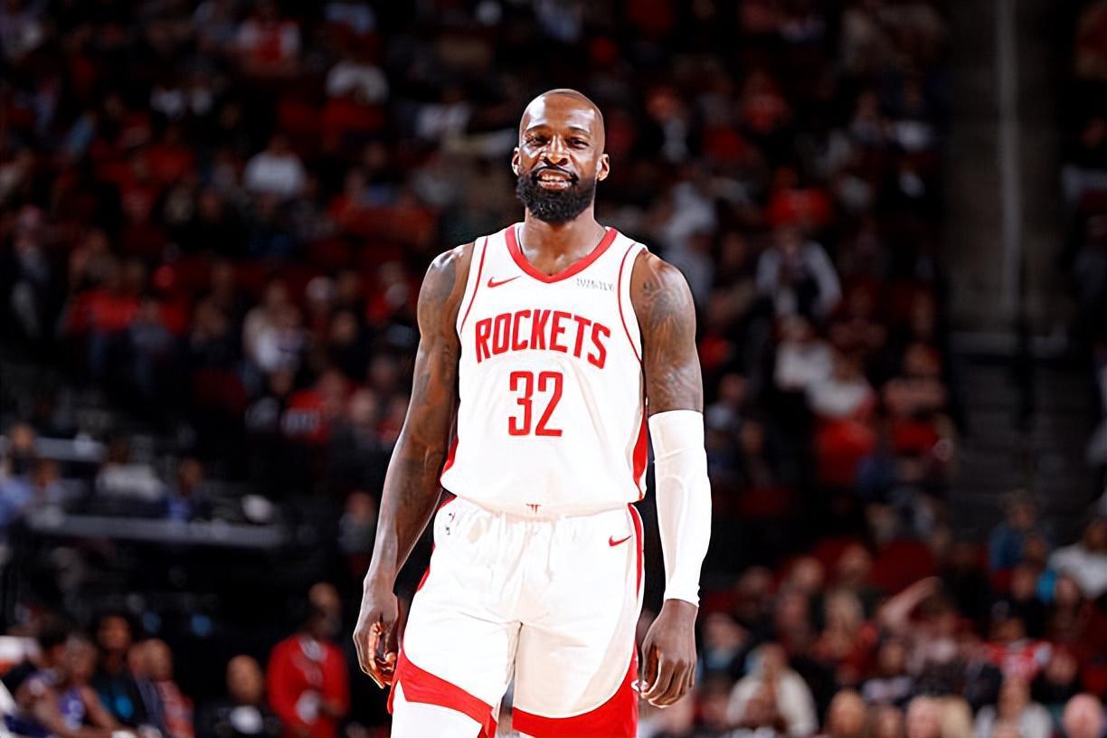 开云体育网站-老老实实当吉祥物就好了，火箭为什么还要让这位老将出场呢？